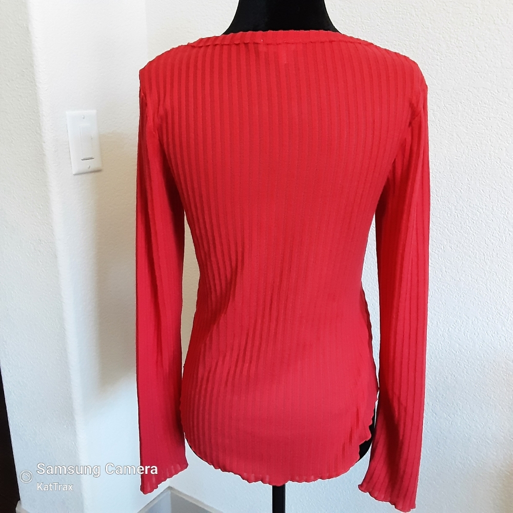 ♡♡♡♡♡ NWOT BP red long sleeved sweater - Picture 4 of 6